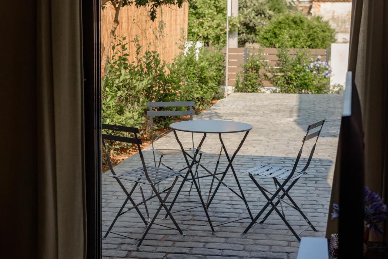 Galio Suites Airport By Airstay Spáta エクステリア 写真