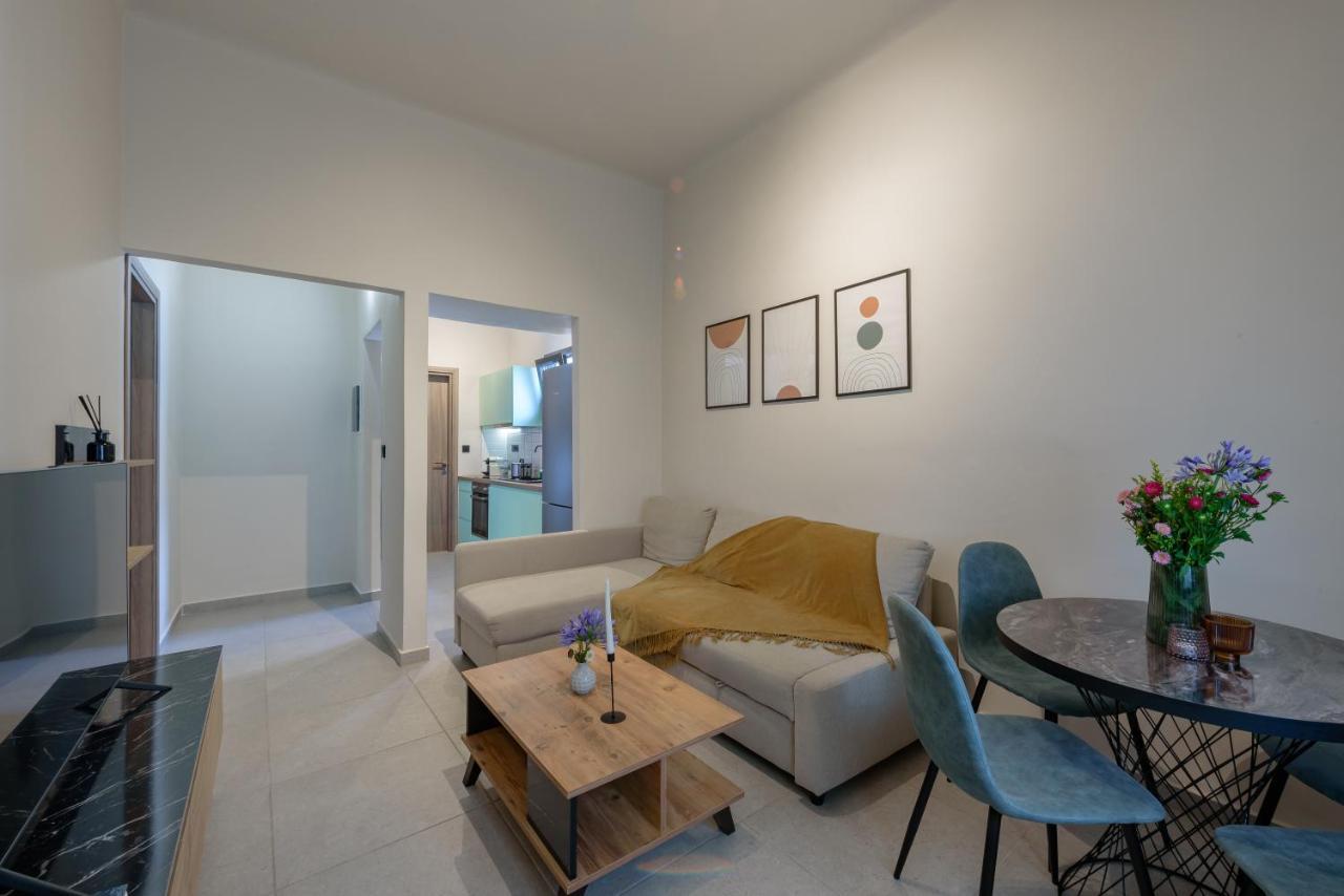 Galio Suites Airport By Airstay Spáta エクステリア 写真